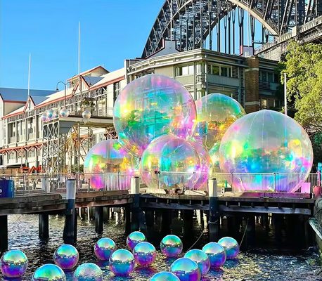 Individuell angefertigte riesige PVC Hochzeitsfeiern Decorationen für die Decke lebendige aufblasbare Spiegelballons für ein einzigartiges Disco Ambiente